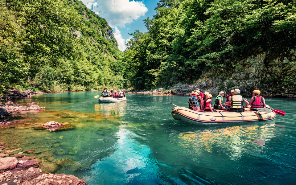 Ausflüge mit Schlauchbooten auf der Tara-Schlucht in Montenegro,