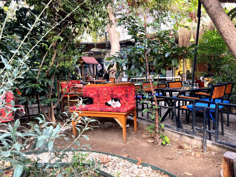 Gem&uuml;tliches Cafe am Kemeraltı Basar in Izmir